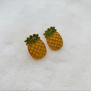| Pineapple Studs |